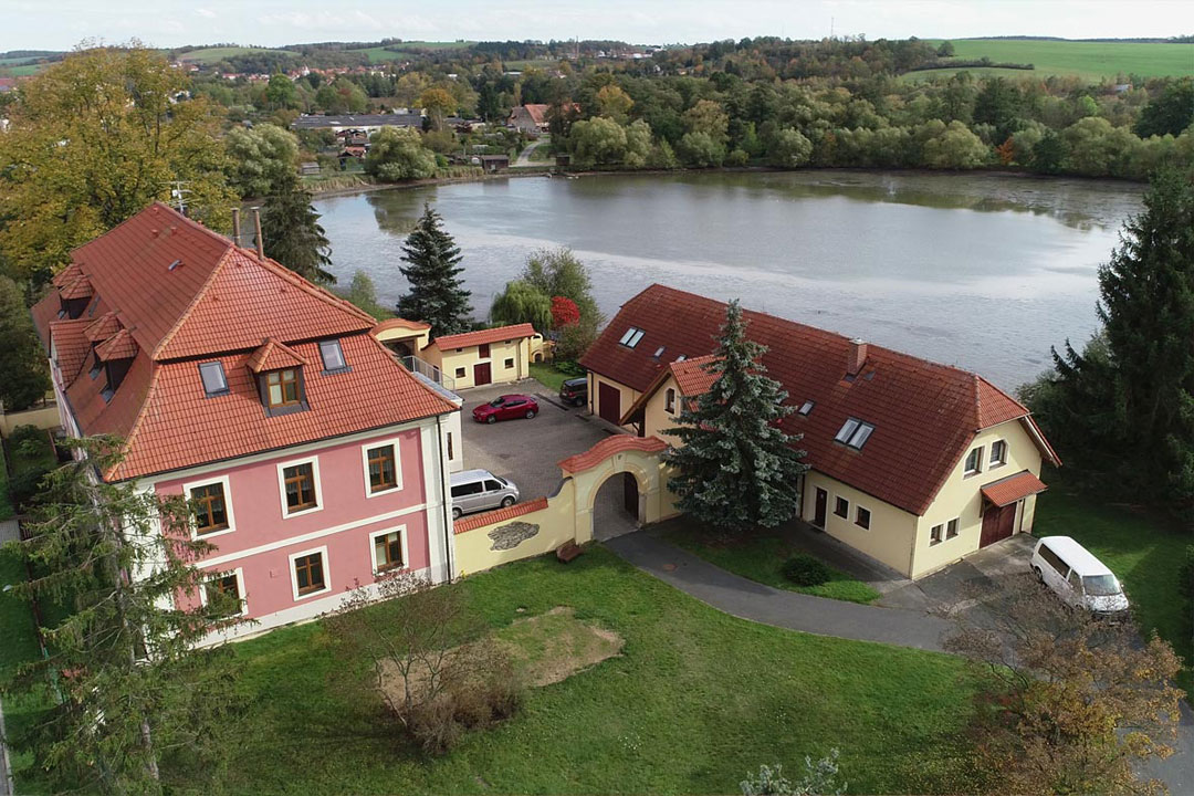 Areál Dětského domova Horšovský Týn z výšky